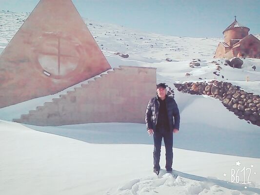  ,   Artyom, 57 ,   ,   , c 