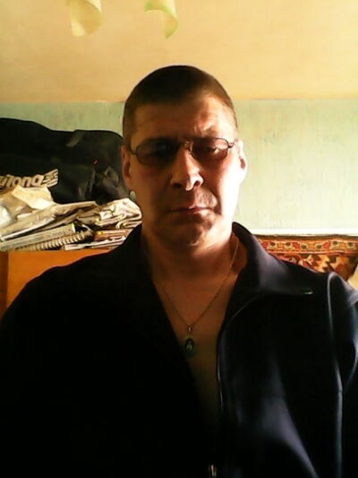  ,   Alex, 52 ,   