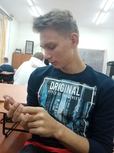 ,   Maxim, 22 ,   ,   