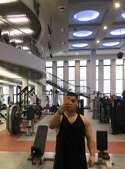  ,   Adam, 29 ,   ,   