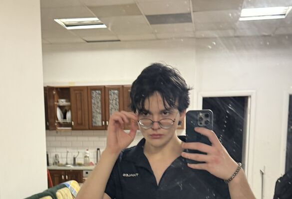  ,   Alex, 19 ,   ,   