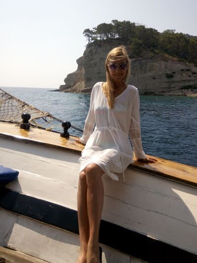  ,   Tasha, 43 ,   ,   , c 