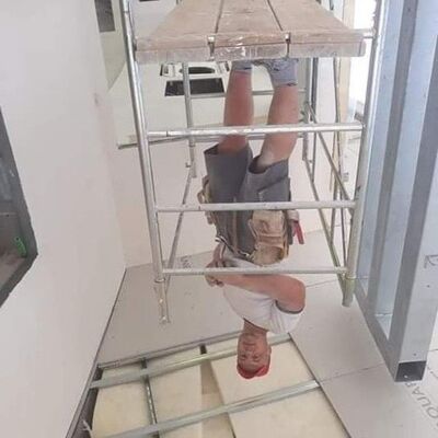  ,   Artur, 40 ,   ,   , c 