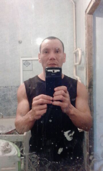  ,   Dron, 46 ,   ,   , c 