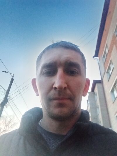  ,   Denis, 32 ,   ,   