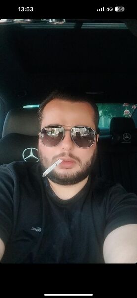  ,   Sandro, 36 ,   ,   