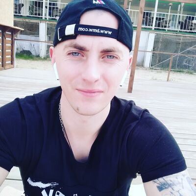  ,   Konstantin, 34 ,   ,   