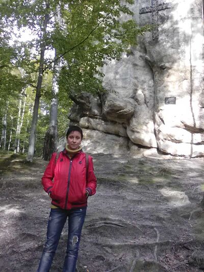  ,   Lana, 46 ,   c 