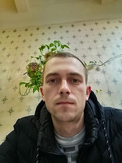  ,   Sany, 32 ,   