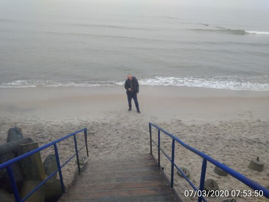  ,   Yevhen, 49 ,   ,   , c 