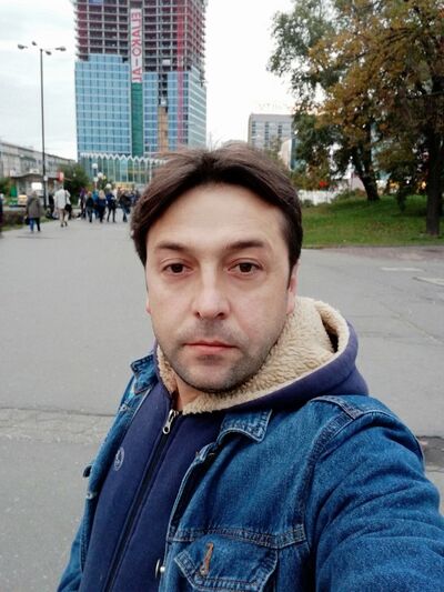  ,   Gioo, 42 ,   ,   , c 