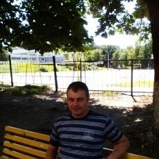  13570703  Aleks, 43 ,    