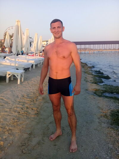  ,   Andrei, 39 ,   ,   , c 
