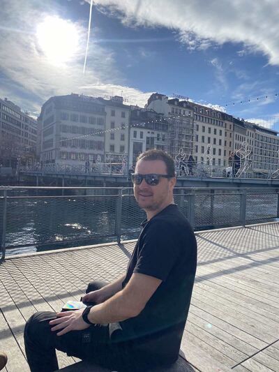  ,   Andrej, 39 ,   ,   , c , 