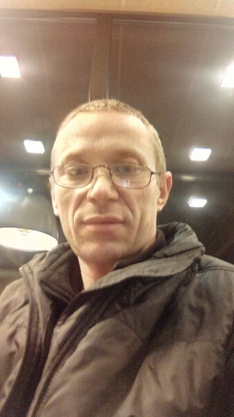  ,   Viktor, 42 ,   ,   , c 