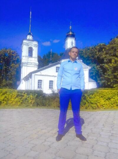  ,   Maxim, 32 ,   c 