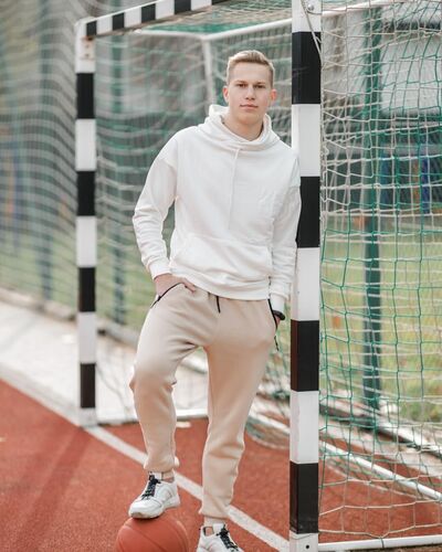  Bielany Wroclawskie,   Pavlo, 21 ,   ,   