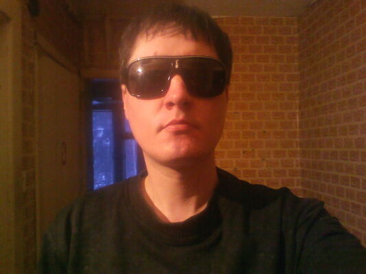  ,   Ilya, 48 ,  