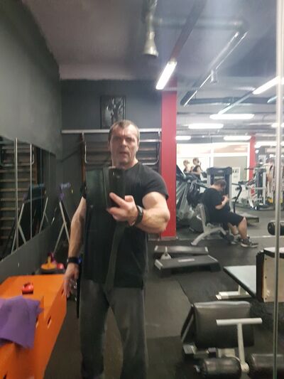  ,   Maks, 51 ,  
