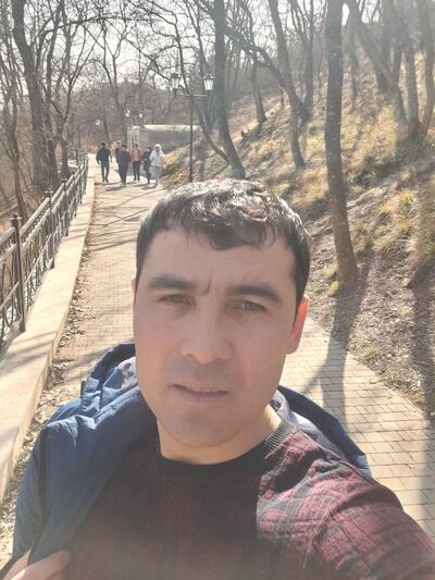  ,   Muza, 37 ,   ,   