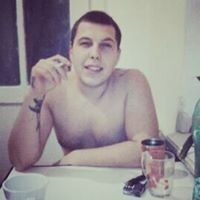  ,   Oleg, 32 ,   