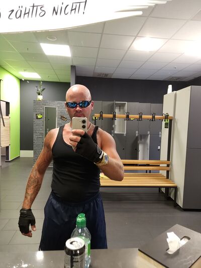  ,   Andris, 33 ,   ,   , c 