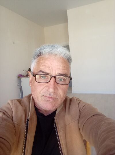  Frankfurt am Main,   , 52 ,   ,   