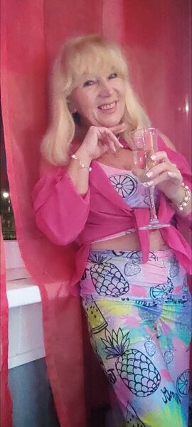  ,   Tatiana, 60 ,   ,   