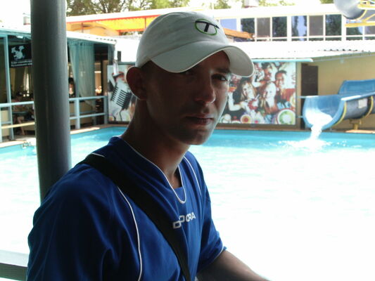  ,   DENIS, 38 ,   