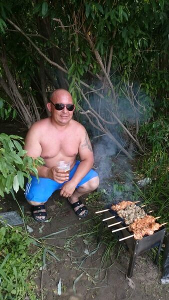  ,   Stas, 44 ,   ,   , c 