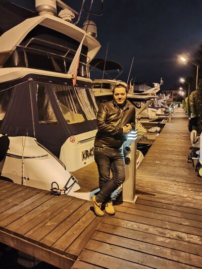  ,   Karim, 34 ,   