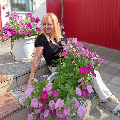  ,   Alla, 56 ,     , c 