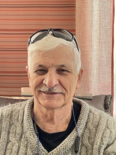  ,   Aleksander, 75 ,   c 