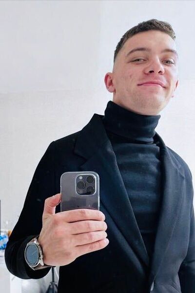  ,   Pavel, 31 ,   ,   