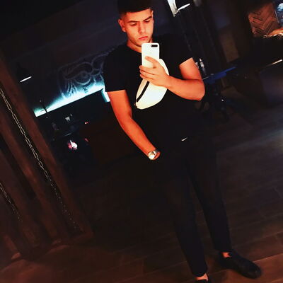  ,   Valery, 25 ,   ,   