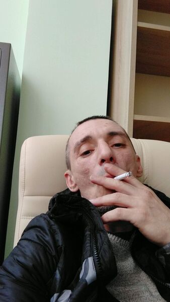  ,   Den, 33 ,   ,   