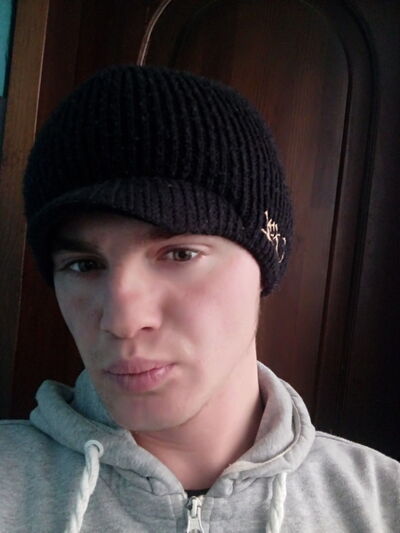  ,   Alekandr, 32 ,   