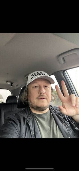  ,   Alex, 47 ,   ,   