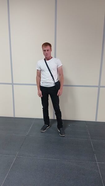  ,   Hayk, 32 ,   ,   