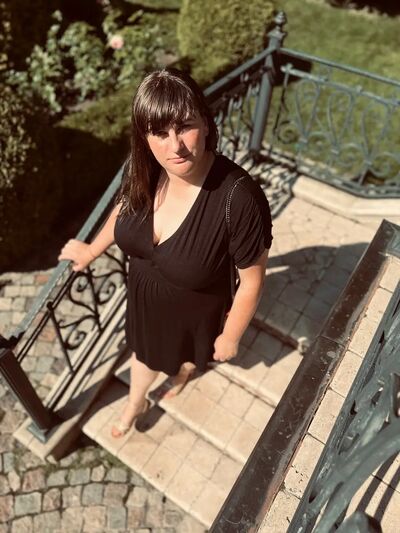  ,   Nadezhda, 35 ,   ,   