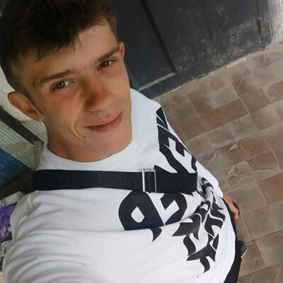  ,   Mikhail, 32 ,   ,   , c , 