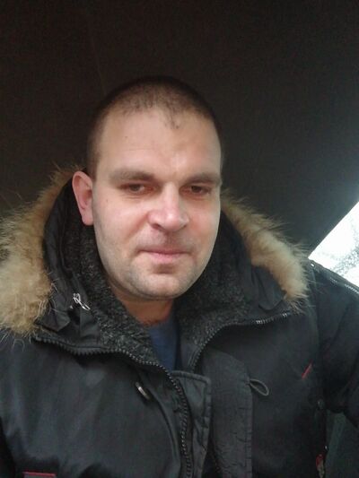  ,   Zakhar, 35 ,   ,   , c , 