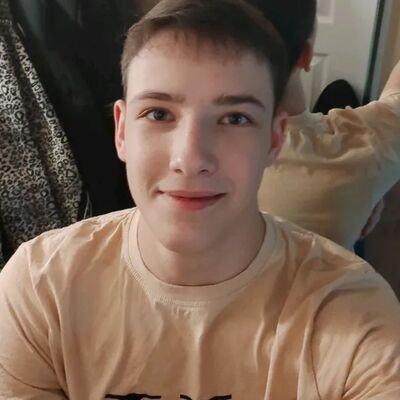  ,   Ilya, 20 ,   ,   , c , 