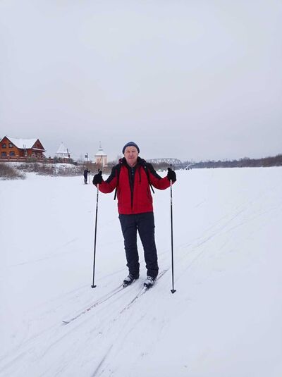  ,   Mikola, 54 ,   ,   