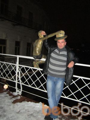  ,   Mamuka, 50 ,  