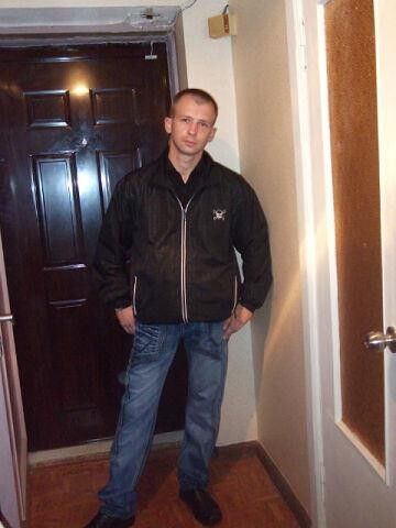  ,   Vasilij, 32 ,   ,   , c 