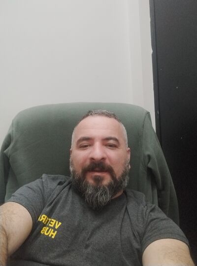  ,   Luka, 44 ,   ,   