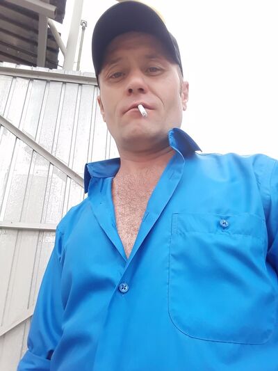  ,   Pavel, 42 ,   ,   , c , 
