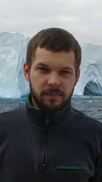  ,   Denis, 39 ,   