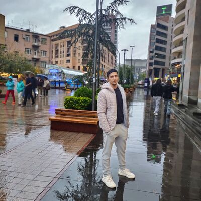  ,   Huseyn, 33 ,   ,   